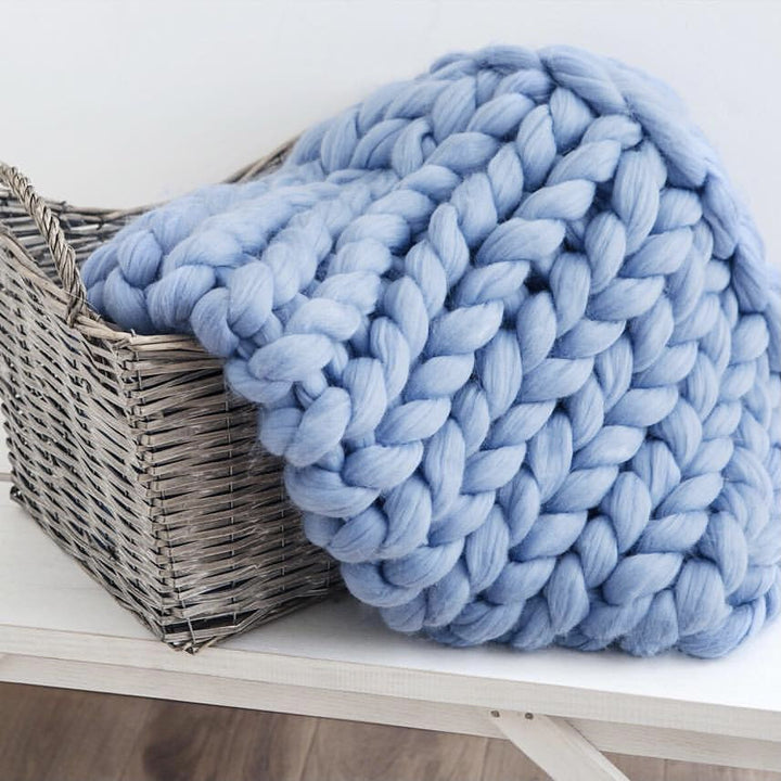 Colverro™ Chunky Knit Blanket, Extra Thick and Cloud-Soft Throw