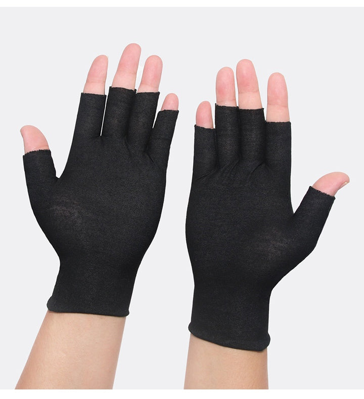 White cotton half-finger gloves with open fingertips