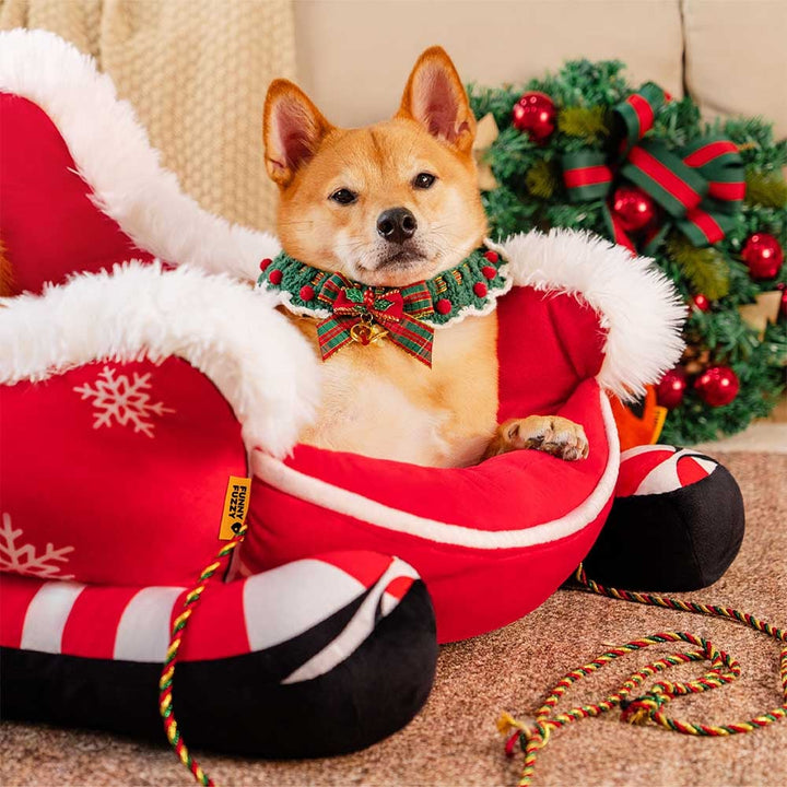 Colverro™ Sleigh-Shaped Dog Bed with Plush Faux Fur for Cozy Winters
