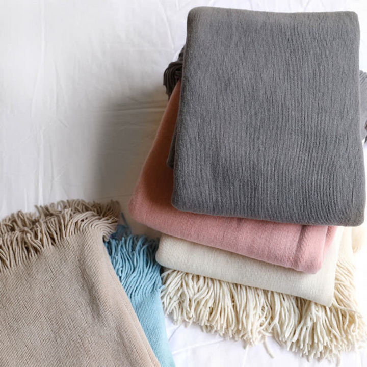Colverro™ Chunky Knit Throw Blanket with Tassel Edges in Soft Acrylic