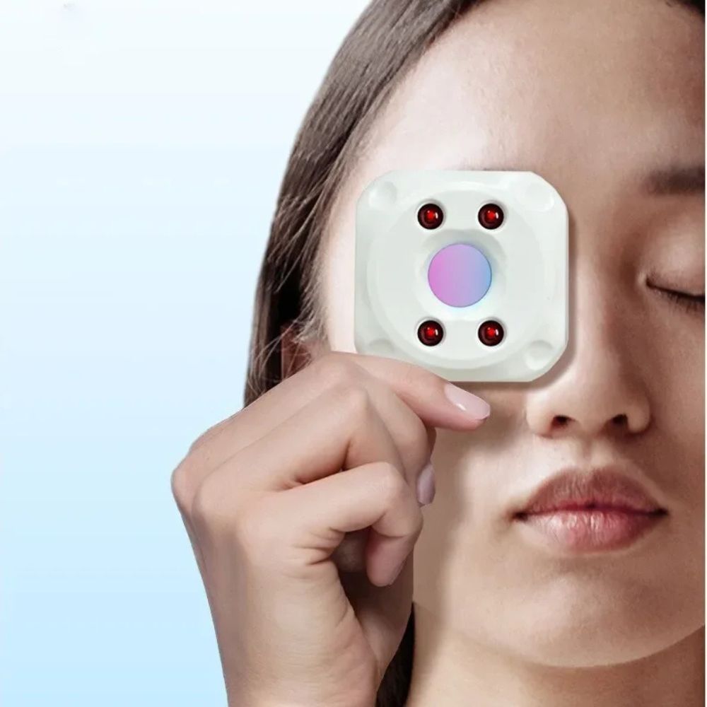 Colverro™ Pocket Hidden Camera Detector with LED and Adjustable Sensitivity