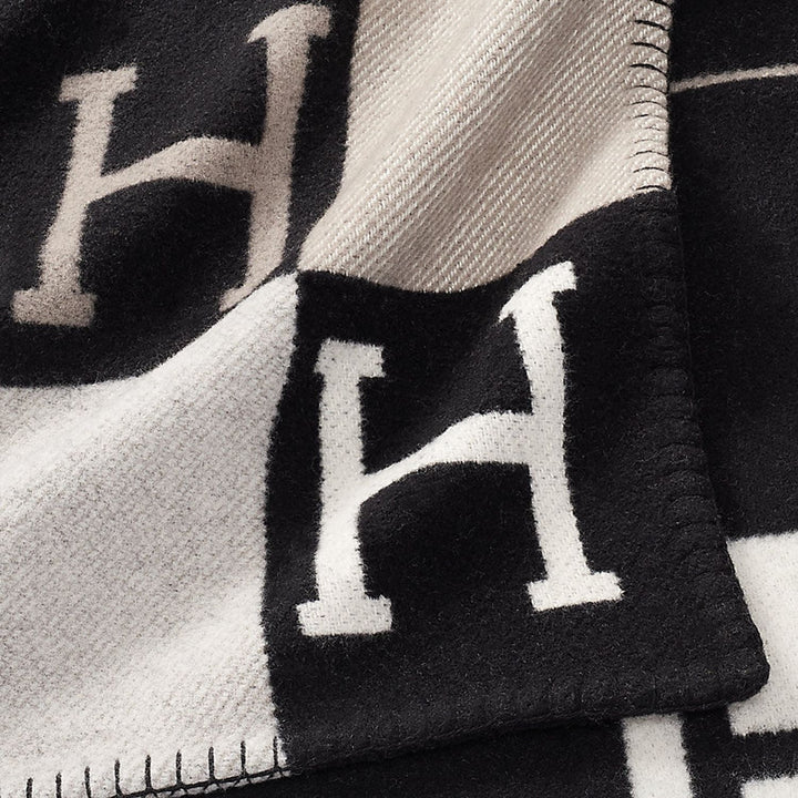Colverro™ Cotton Couch Throw Blanket for Cozy Evenings at Home