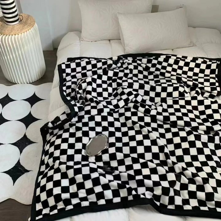 Colverro™ Soft Flannel Throw Blanket for Cozy Couch Nights
