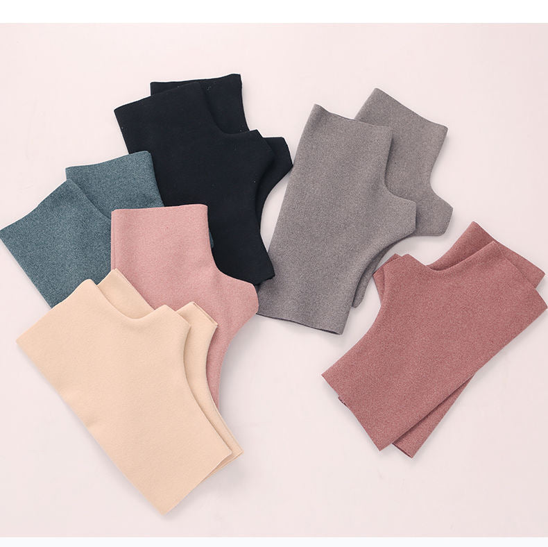 Gray knit fingerless hand warmers