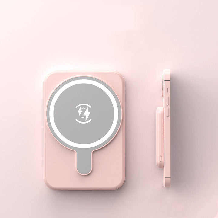 Magnetic wireless power bank on a phone