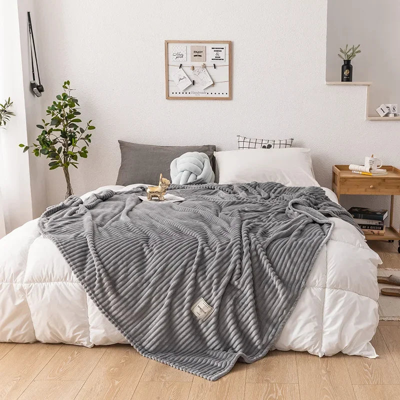 Colverro™ Thick Flannel Blanket That Locks in Warmth