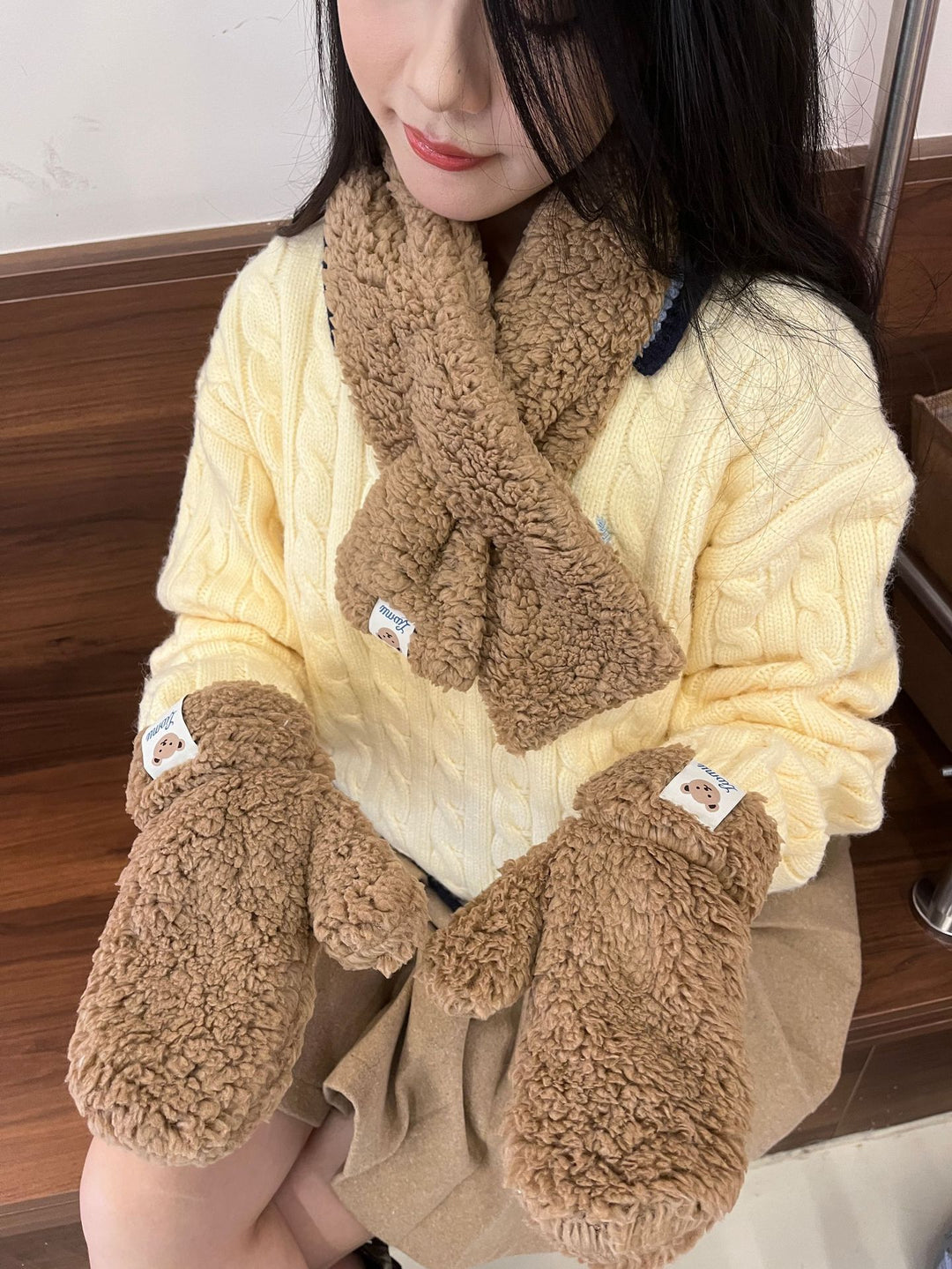 Teddy mittens and scarf set in beige