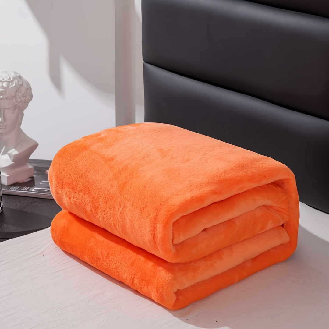 Colverro™ Soft Flannel Throw Blanket for Couch, Bed and Camping