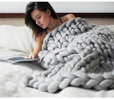 Colverro™ Chunky Knit Blanket, Extra Thick and Cloud-Soft Throw