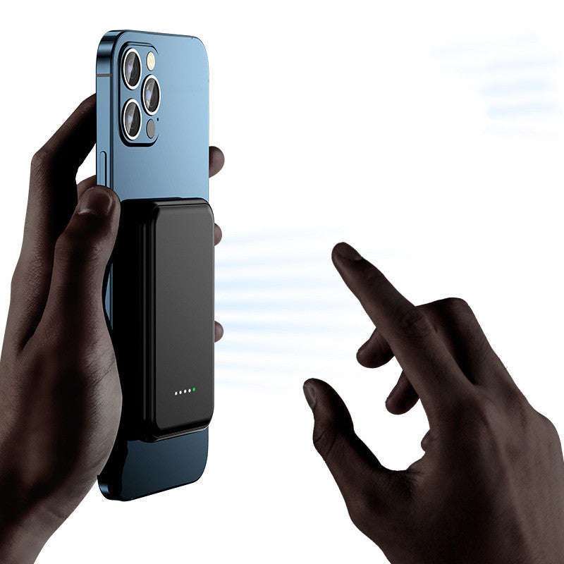 Magnetic wireless power bank on a phone