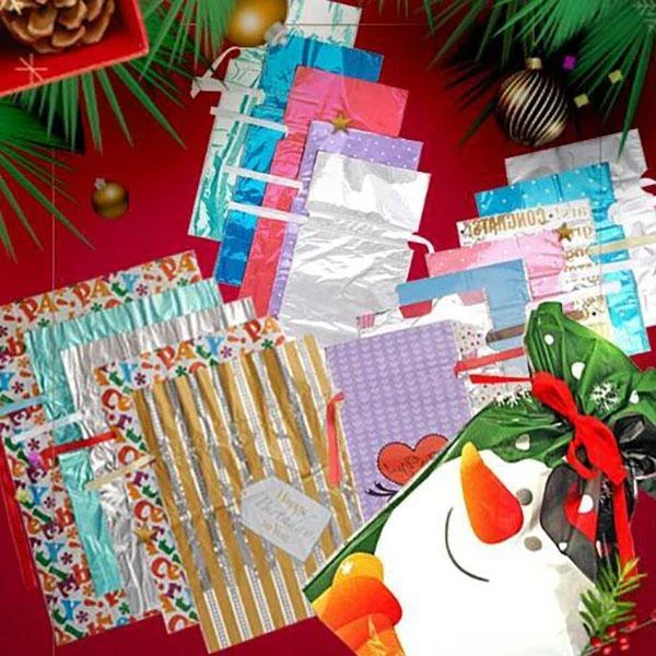 Colverro™ Drawstring Christmas Gift Bags – 15-Piece Set in Three Sizes