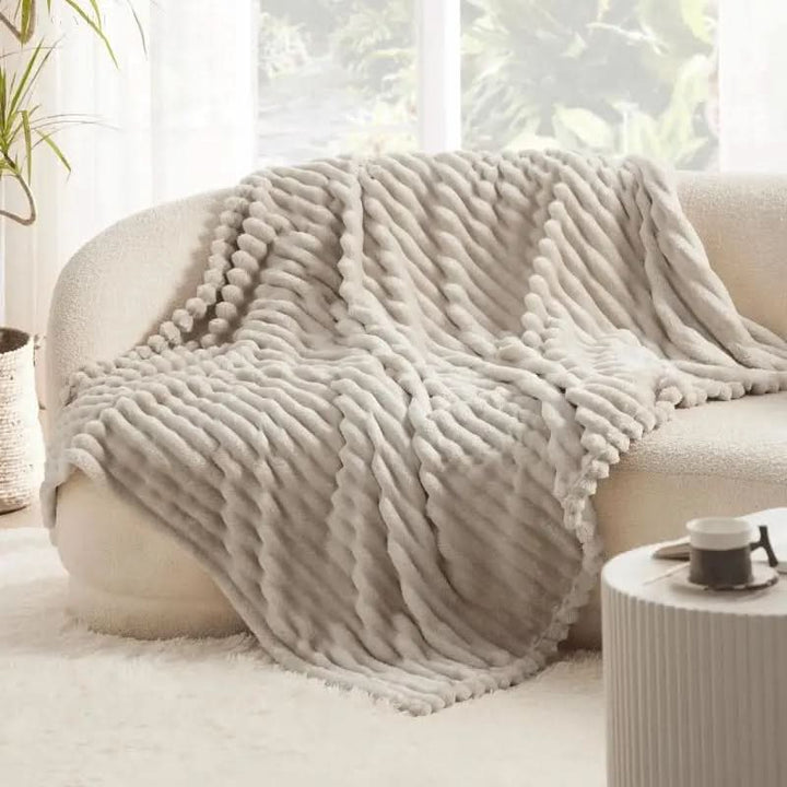 Colverro™ Plush Textured Throw Blanket for Bed and Couch