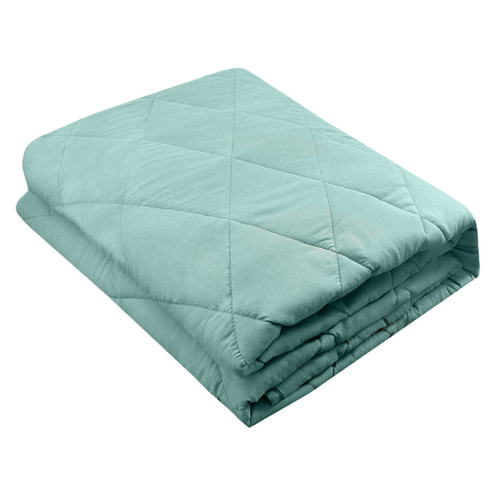 Colverro™ Plush Quilted Blanket with Even, All-Season Warmth