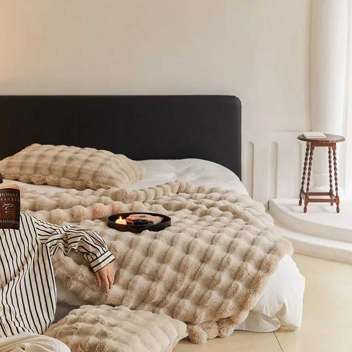 Colverro™ Dual-Layer Faux Fur Throw Blanket with Cloud-Soft Plush