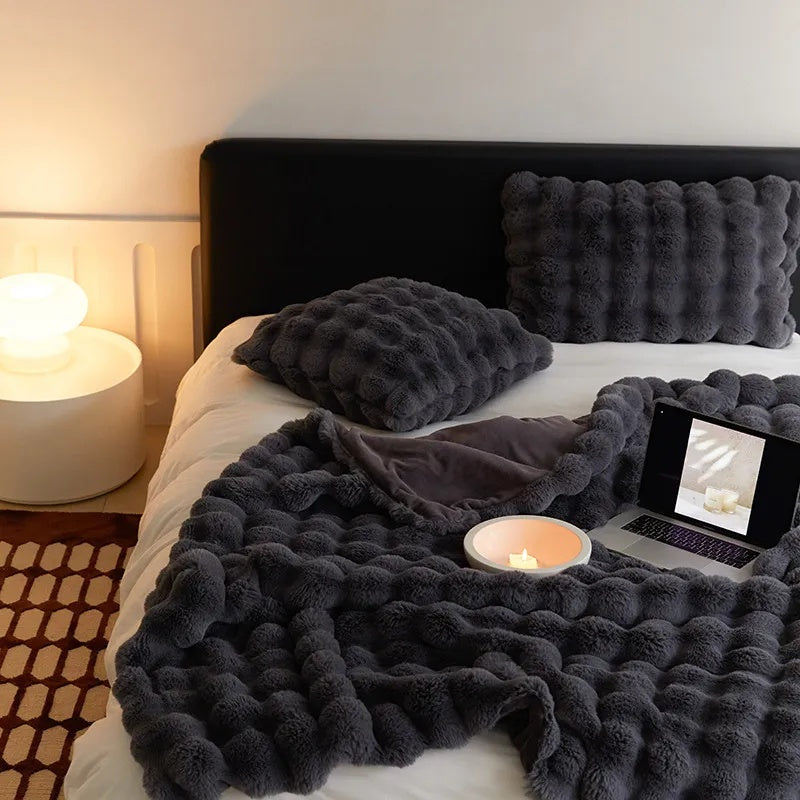 Colverro™ Dual-Layer Faux Fur Throw Blanket with Cloud-Soft Plush