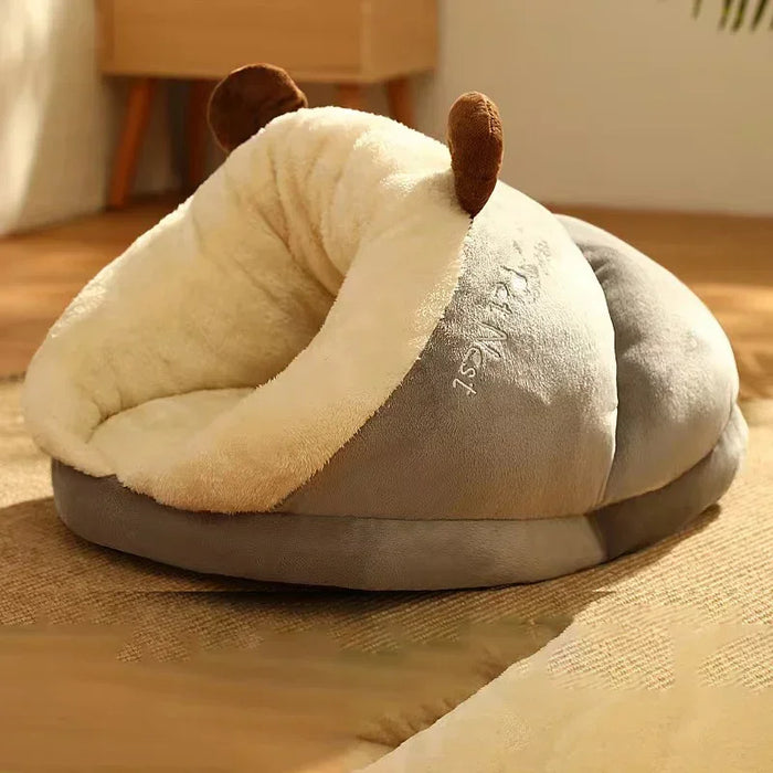 Colverro™ Slipper-Shaped Fleece Dog Bed – Foldable and Washable