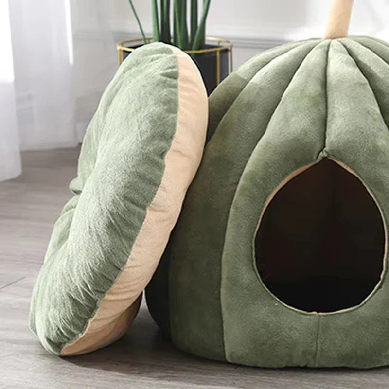 Colverro™ Cozy Pumpkin Cat Bed with Enclosed Plush Hideaway
