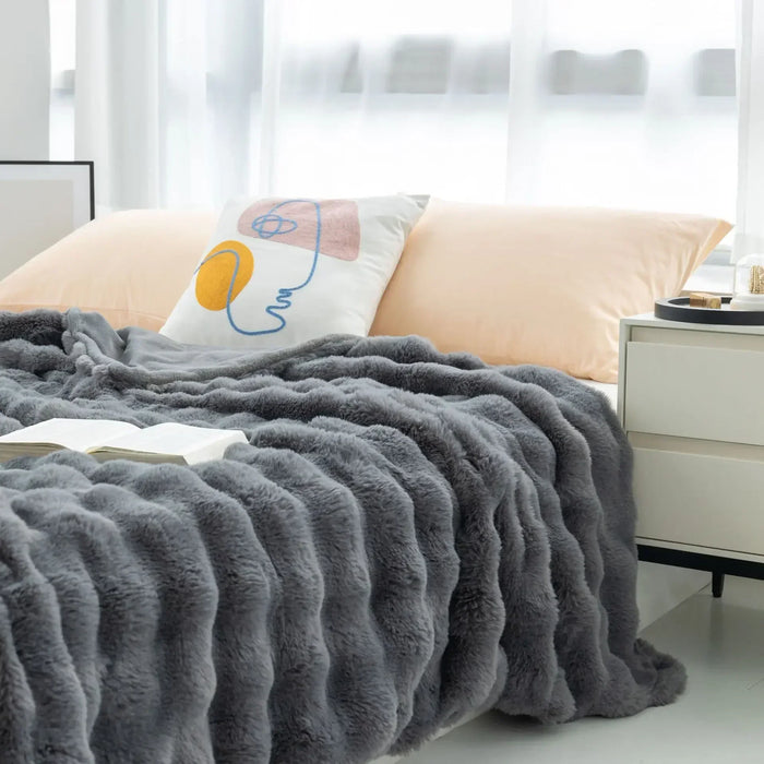 Colverro™ Reversible Faux Fur Bubble Throw Blanket for Couch and Bed
