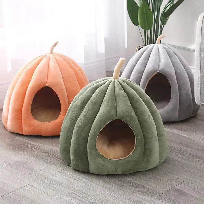 Colverro™ Cozy Pumpkin Cat Bed with Enclosed Plush Hideaway