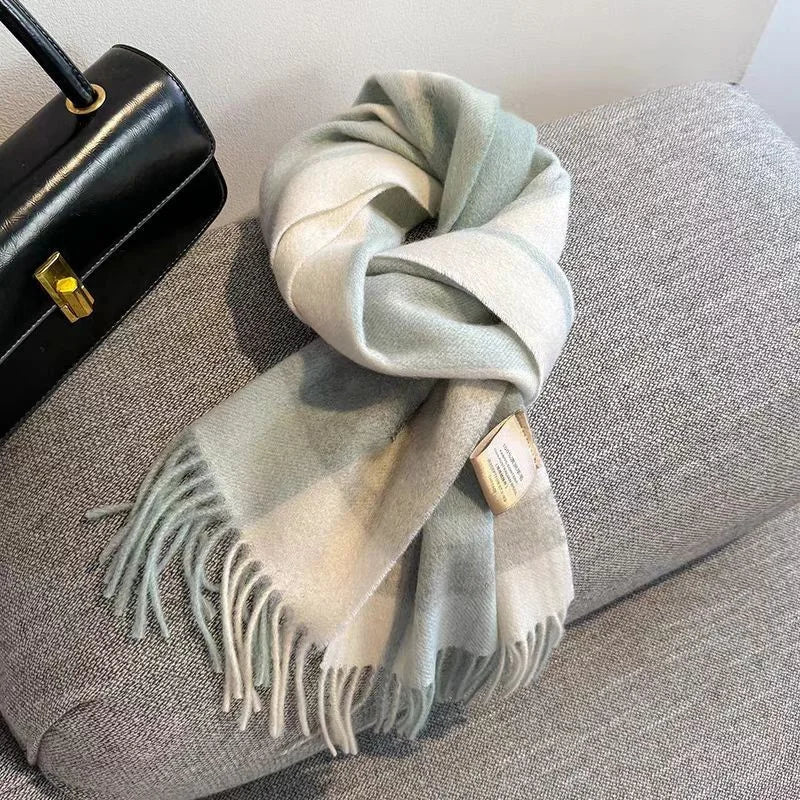 Colverro™ Plaid 100% Wool Scarf for Women – Oversized and Windproof