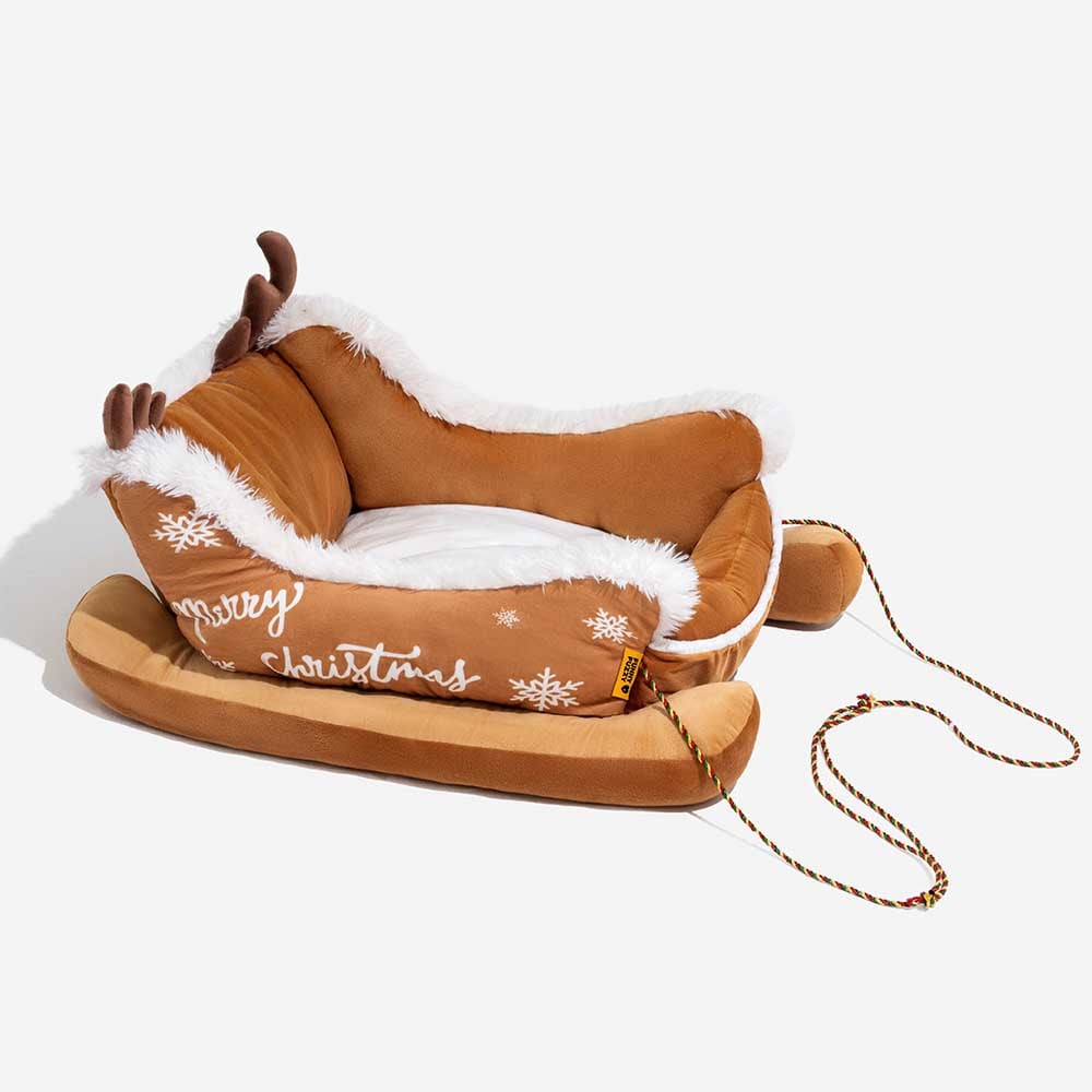 Colverro™ Sleigh-Shaped Dog Bed with Plush Faux Fur for Cozy Winters