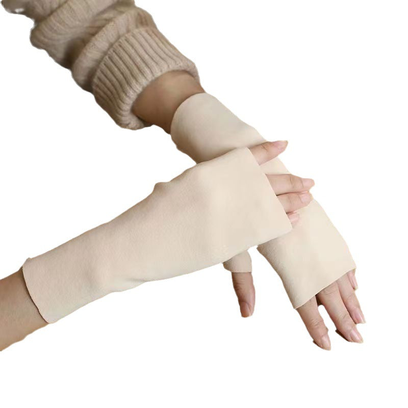 Gray knit fingerless hand warmers
