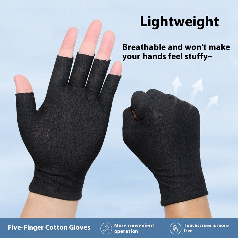 White cotton half-finger gloves with open fingertips