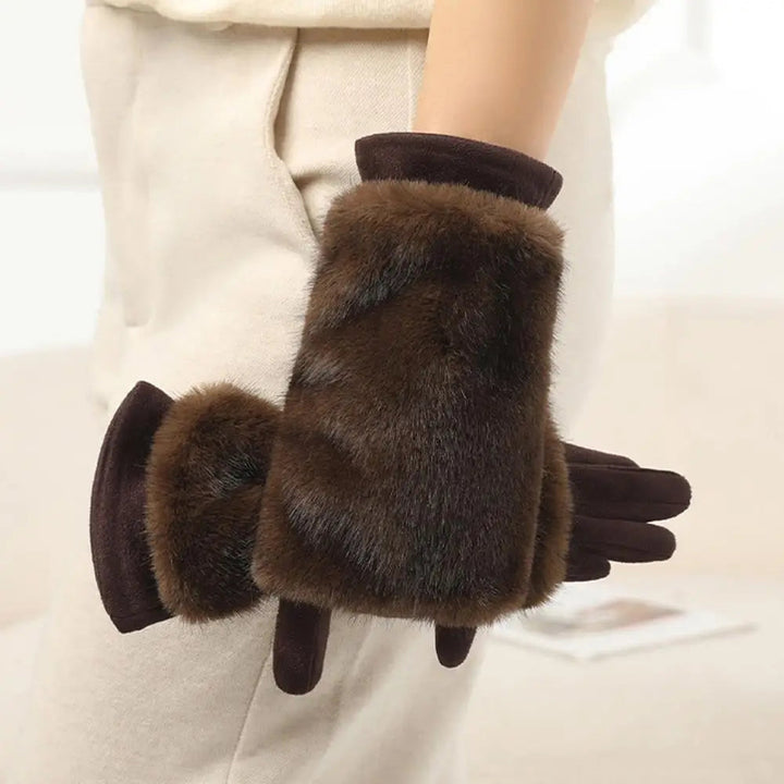 Colverro™ Suede Touchscreen Winter Gloves with Cozy Fur Trim