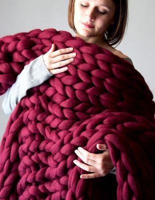 Colverro™ Chunky Knit Blanket, Extra Thick and Cloud-Soft Throw