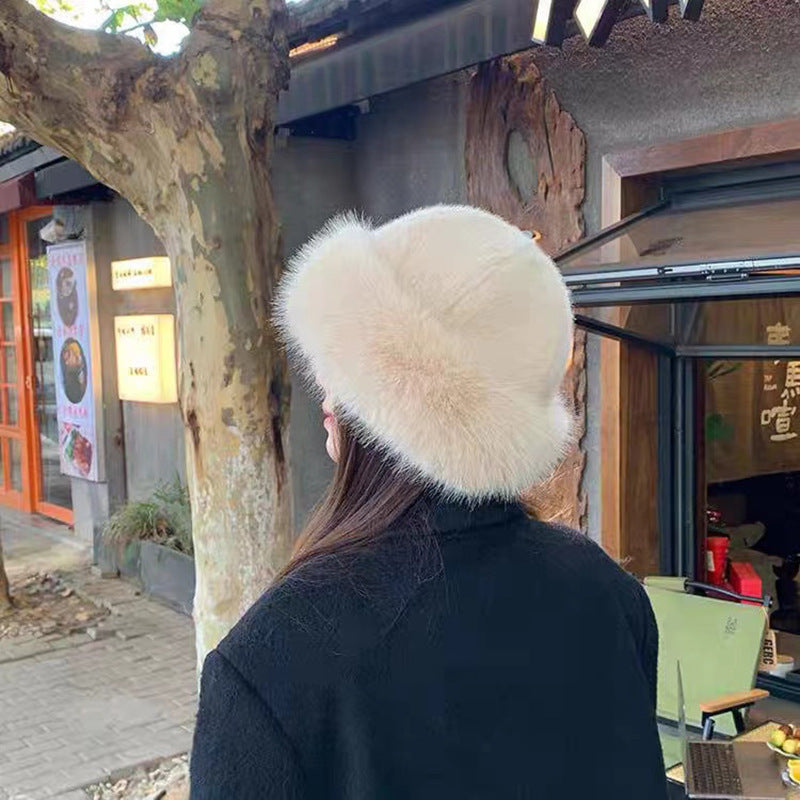 Fluffy beige faux fur roll-brim hat