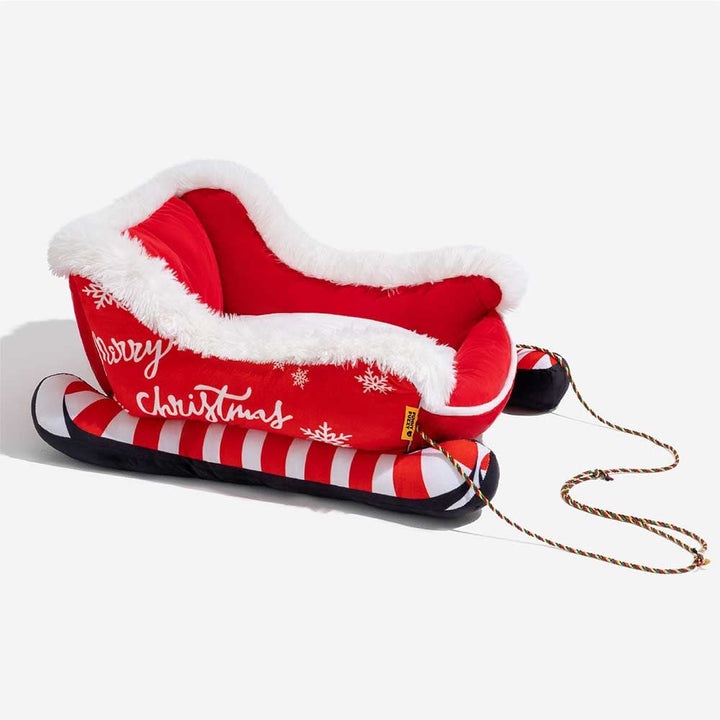 Colverro™ Sleigh-Shaped Dog Bed with Plush Faux Fur for Cozy Winters