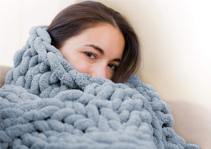 Colverro™ Chunky Cable-Knit Throw Blanket with a Gently Weighted Feel