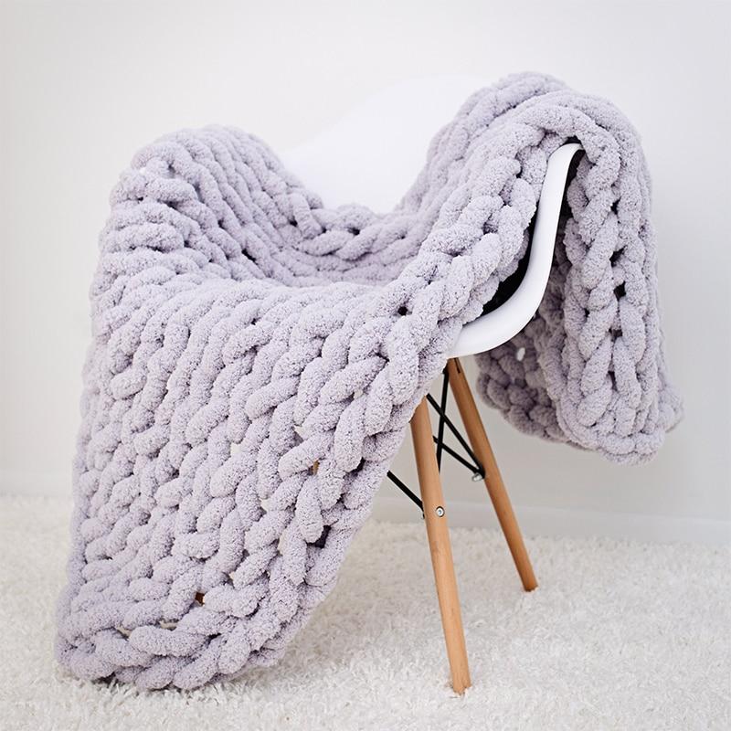 Colverro™ Chunky Cable-Knit Throw Blanket with a Gently Weighted Feel