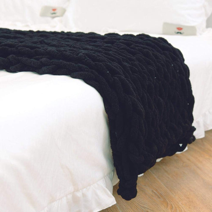 Colverro™ Chunky Cable-Knit Throw Blanket with a Gently Weighted Feel