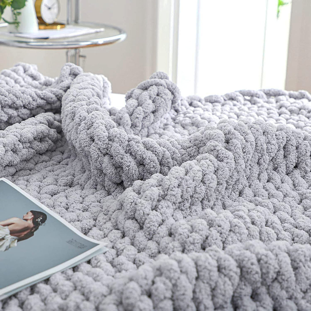 Colverro™ Chunky Cable-Knit Throw Blanket with a Gently Weighted Feel