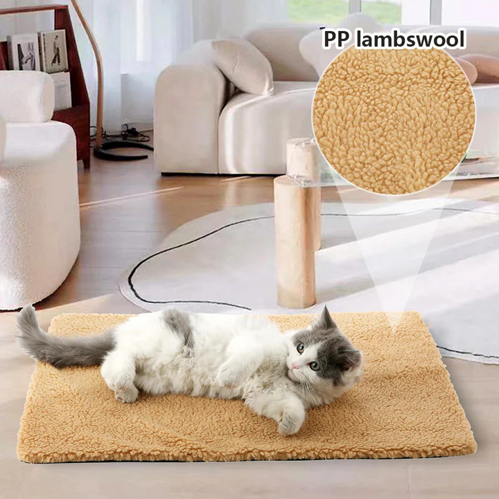Colverro™ Self-Warming Pet Pad for Cats and Dogs in Plush Faux Fur