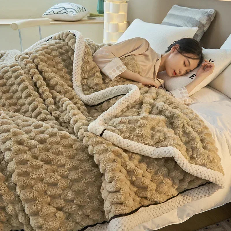 Colverro™ Thick Coral Fleece Blanket with Playful Turtle Velvet Texture