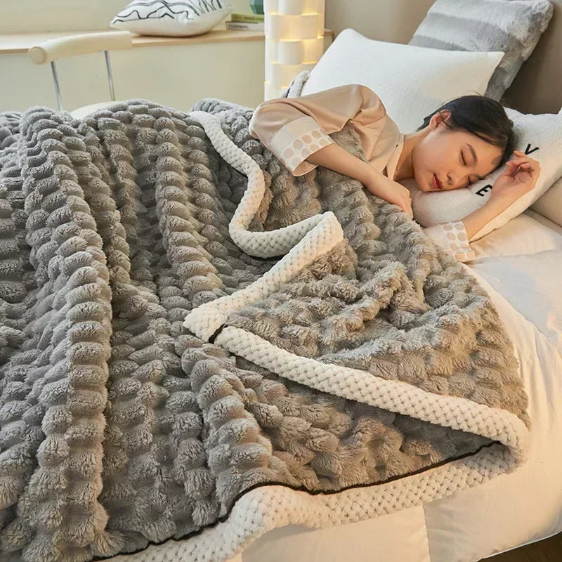 Colverro™ Thick Coral Fleece Blanket with Playful Turtle Velvet Texture