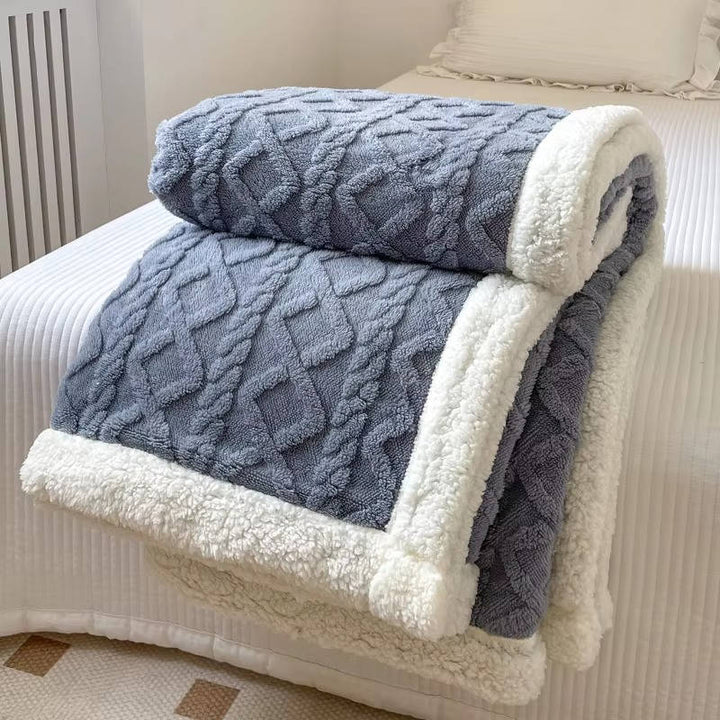 Colverro™ Double-Sided Jacquard Fleece Blanket with Fluffy Sherpa Side