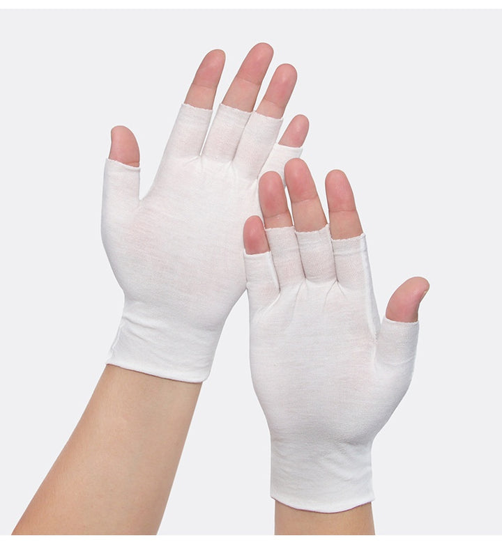 White cotton half-finger gloves with open fingertips