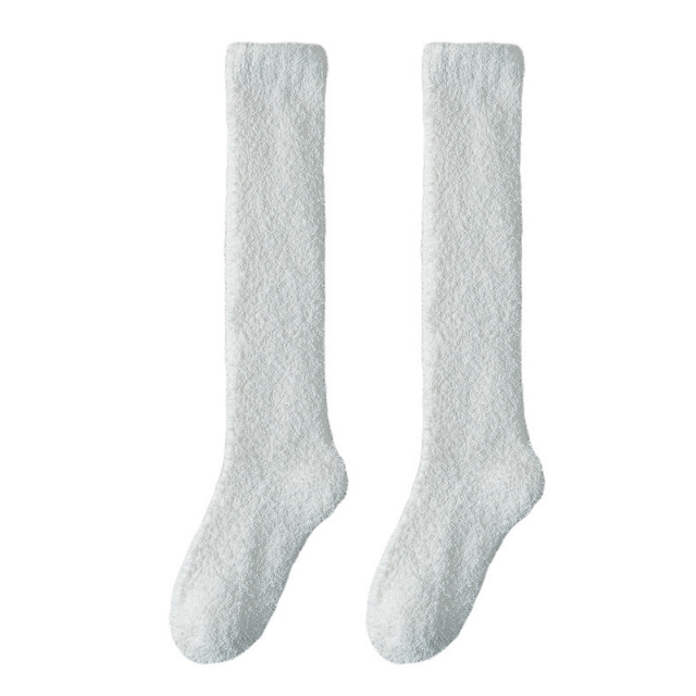 Colverro™ Extra-Long Coral Fleece Winter Socks for Cozy Feet