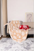 Colverro™ Christmas Wool Throw Blanket with Snowflakes for Couch and Bed