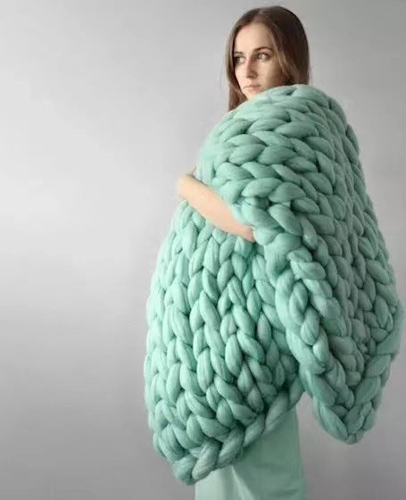 Colverro™ Chunky Knit Blanket, Extra Thick and Cloud-Soft Throw