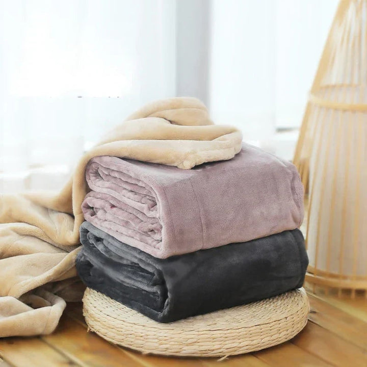 Colverro™ Plush Fleece USB Heated Blanket with Button Control