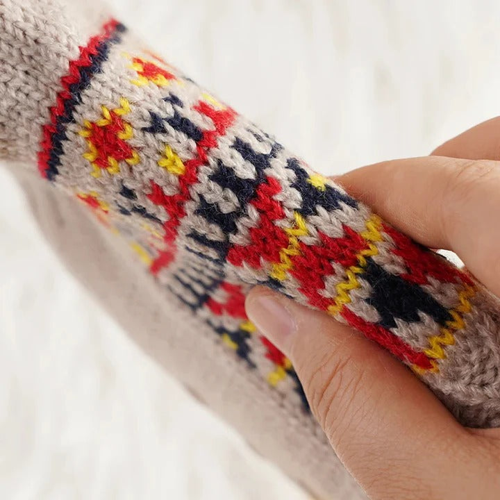 Colverro™ Fleece-Lined Snowflake Knit Socks with Non-Slip Grippers