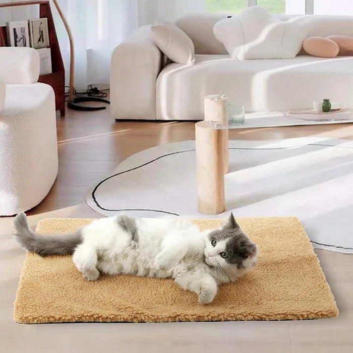Colverro™ Self-Warming Pet Blanket for Cats and Dogs, No Power Needed