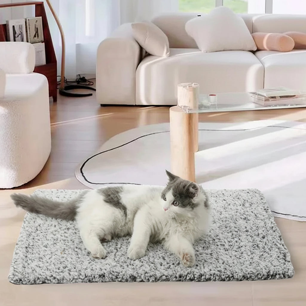 Colverro™ Self-Warming Pet Blanket for Cats and Dogs, No Power Needed