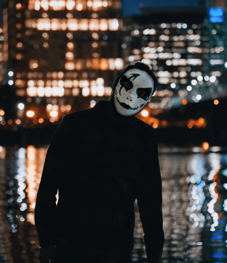 Colverro™ Light-Up LED Smart Mask with Face-Changing Effects