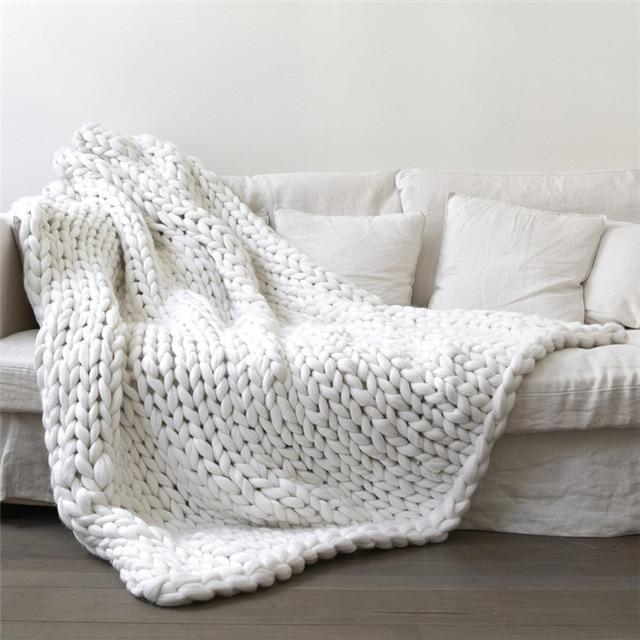 Colverro™ Handmade Chunky Knit Blanket with Ultra-Soft Texture