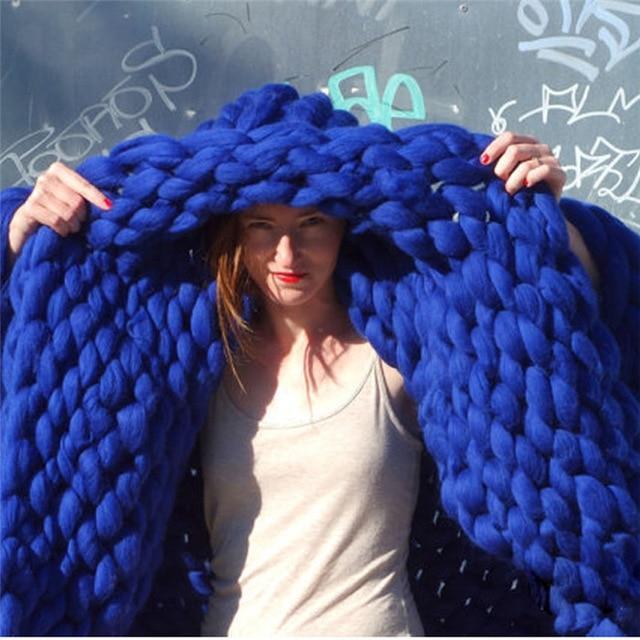 Colverro™ Handmade Chunky Knit Blanket with Ultra-Soft Texture